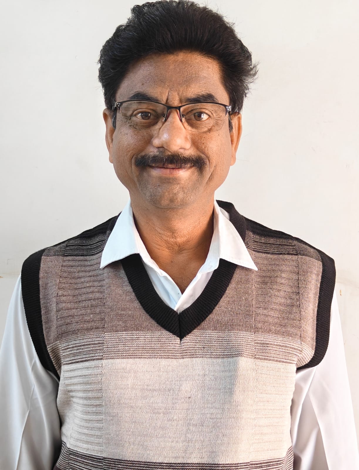 Mr. Girish Shirbhate