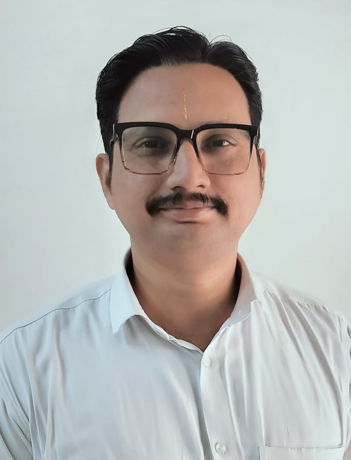 Mr. Niraj Mukadam